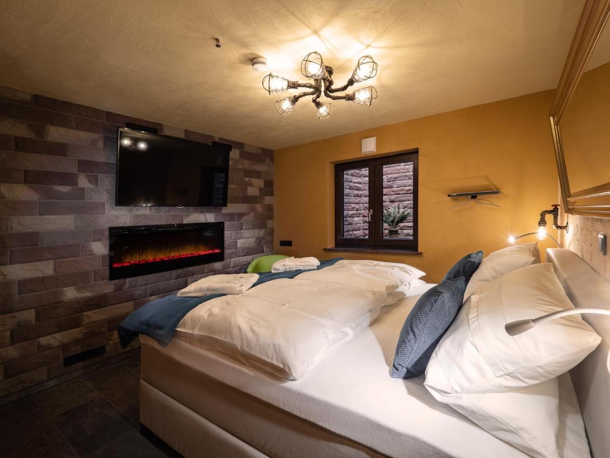 Ferienwohnung Altschloss 埃彭布伦 外观 照片